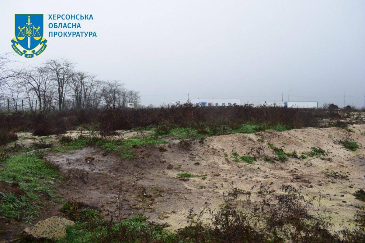 The poultry farm in Chornobayivka turned into a place of mass burial of birds / photo office of the Prosecutor General