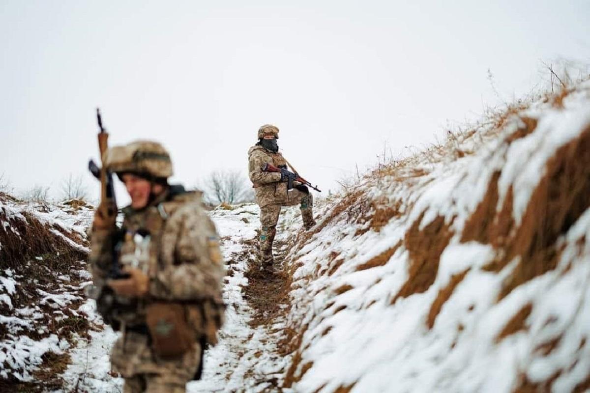 На Донецькому напрямку ведуться активні бої / фото facebook.com/MinistryofDefence.UA