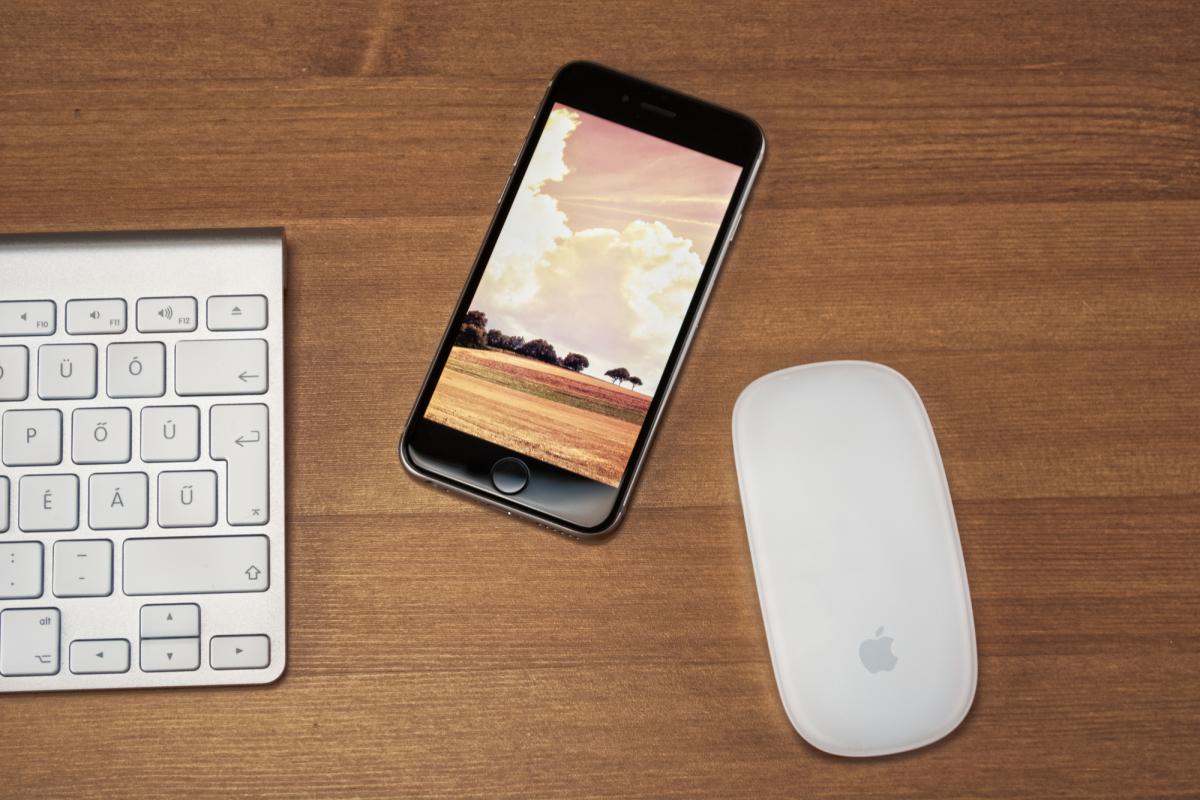 Apple выпустила обновление для старых iPhone и iPad / ua.depositphotos.com Apple выпустила обновление для старых iPhone и iPad / ua.depositphotos.com