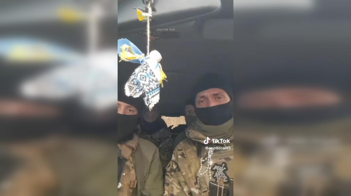Військові пропонують обміняти депутатів Южноукраїнської міськради, які не захотіли заборонити ОПЗЖ, на полонених Військові пропонують обміняти депутатів Южноукраїнської міськради, які не захотіли заборонити ОПЗЖ, на полонених