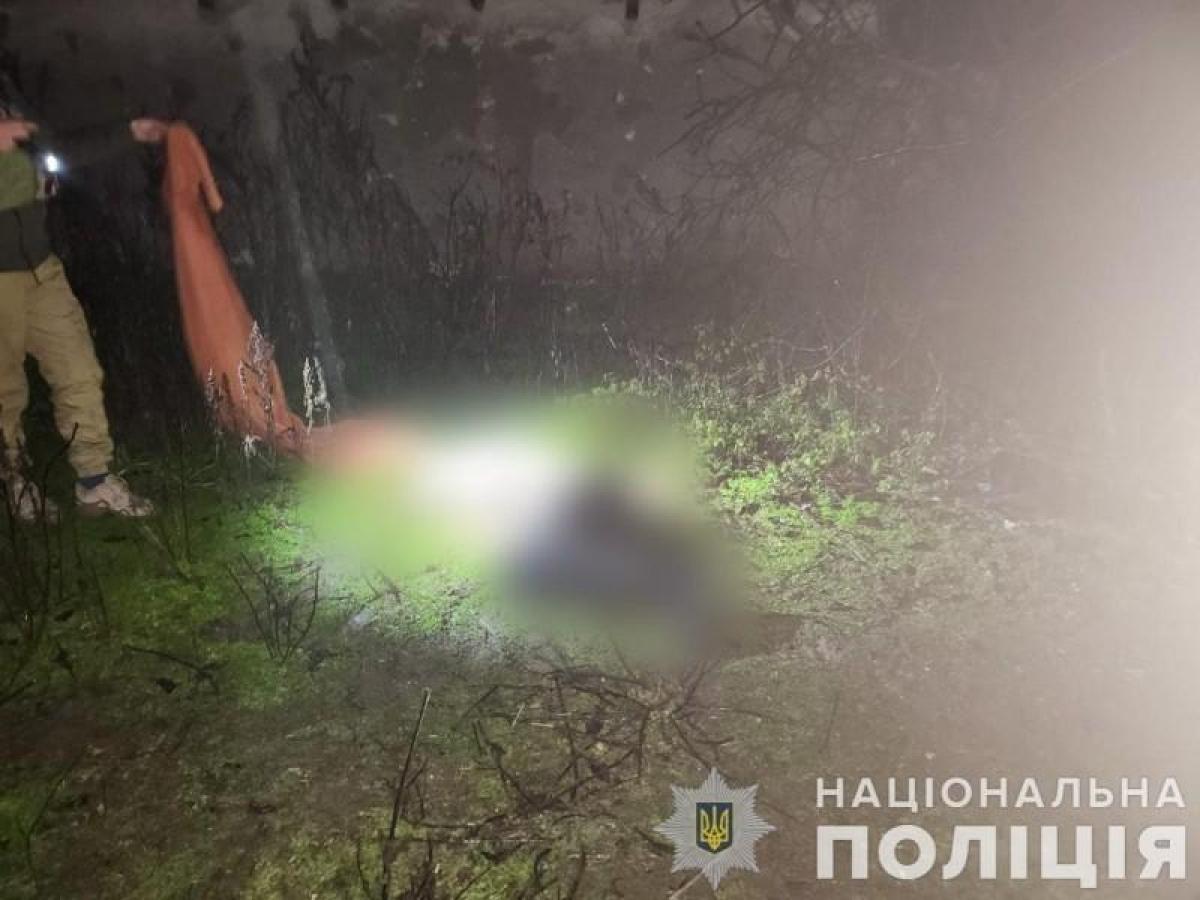 От полученных травм мужчина скончался на месте / фото НПУ От полученных травм мужчина скончался на месте / фото НПУ