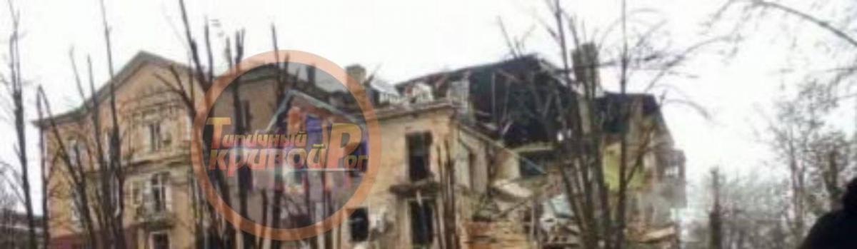 У Кривому Розі - 'прильоти': російська ракета влучила у житловий будинок, кількість жертв зросла (фото) У Кривому Розі - 'прильоти': російська ракета влучила у житловий будинок, кількість жертв зросла (фото)