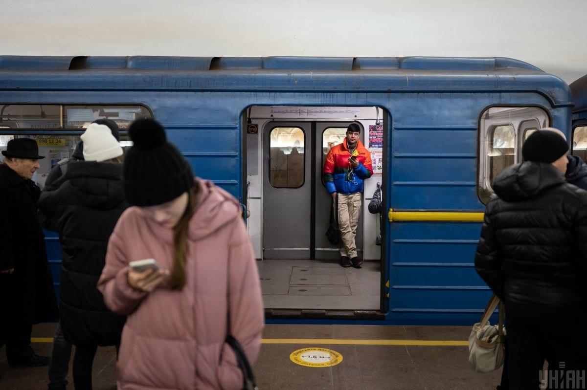 В Киевском метрополитене рассказали, как изменился пассажиропоток после коллапса на синей линии / фото УНИАН, Вячеслав Ратинский
