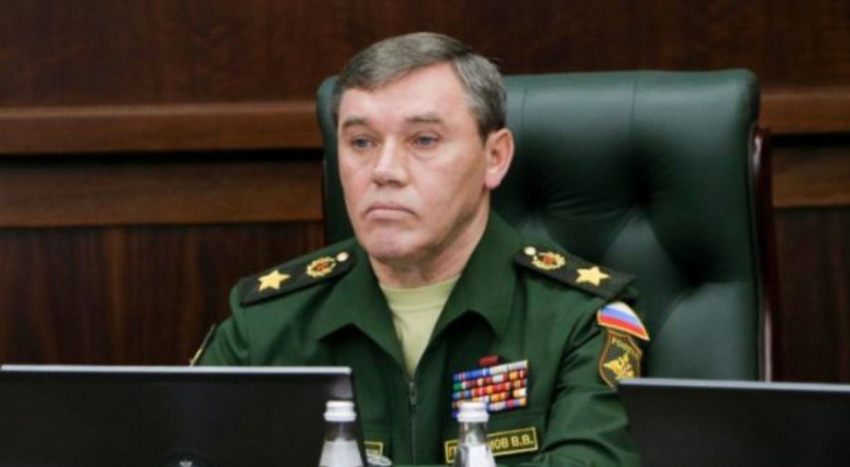 Герасимов также командует Объединённой группировкой войск РФ во вторжении в Украину / фото МО РФ