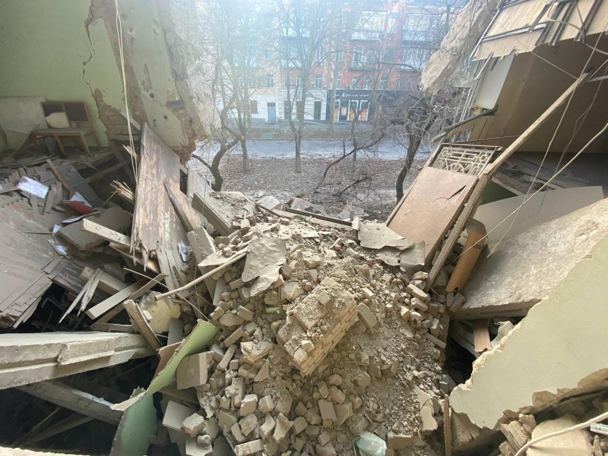 Пошкоджена будівля Херсонської ОДА / фото t.me/vlada Пошкоджена будівля Херсонської ОДА / фото t.me/vlada