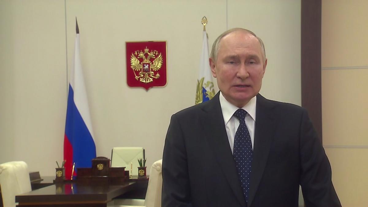 Путин пообещал своим спецслужбам «новую технику» и «опытные кадры» | Скриншот Путин пообещал своим спецслужбам «новую технику» и «опытные кадры» | Скриншот