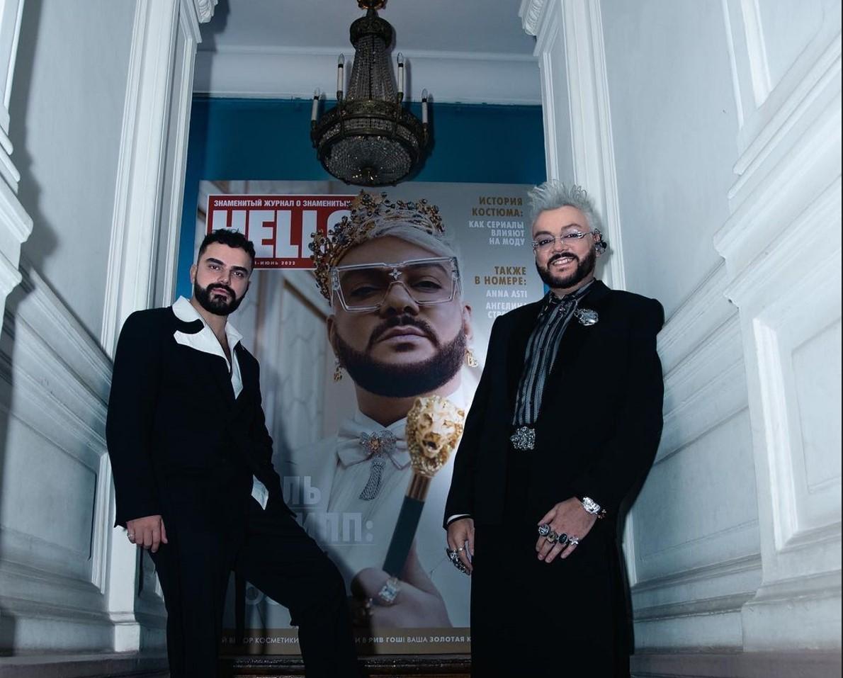 Киркоров разозлил фанатов, явившись на вечеринку в юбке / фото instagram/fkirkorov Киркоров разозлил фанатов, явившись на вечеринку в юбке / фото instagram/fkirkorov
