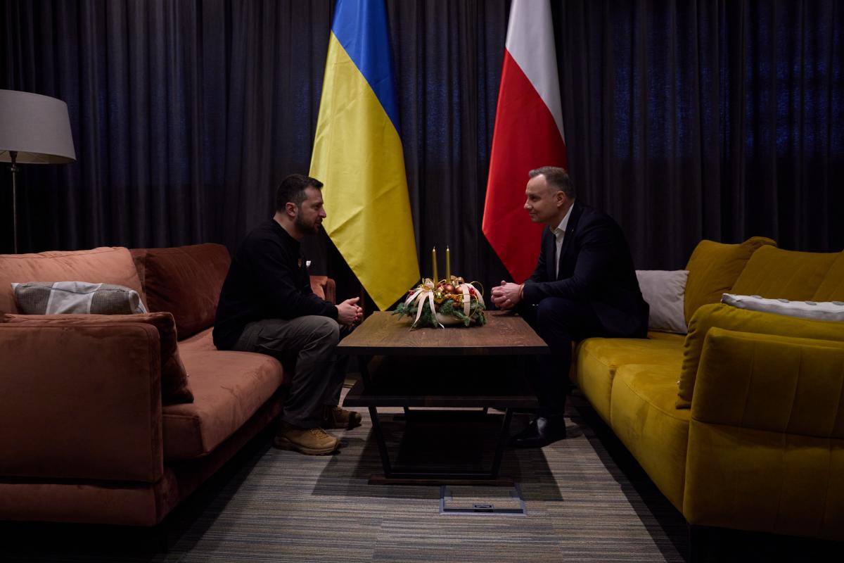 Владимир Зеленский провел встречу с Анджеем Дудой / фото president.gov.ua Владимир Зеленский провел встречу с Анджеем Дудой / фото president.gov.ua