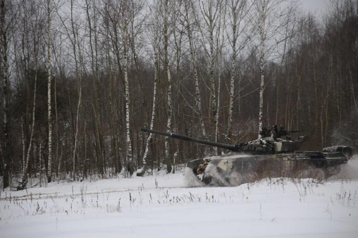 Відомо, що до робіт на цій техніці залучаються білоруські військовослужбовці / фото t.me/modmilby Відомо, що до робіт на цій техніці залучаються білоруські військовослужбовці / фото t.me/modmilby