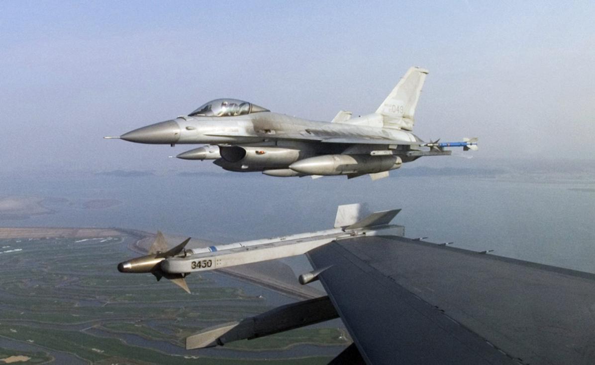 США не против передачи Украине истребителей F-16 другими странами / фото wikipedia.org