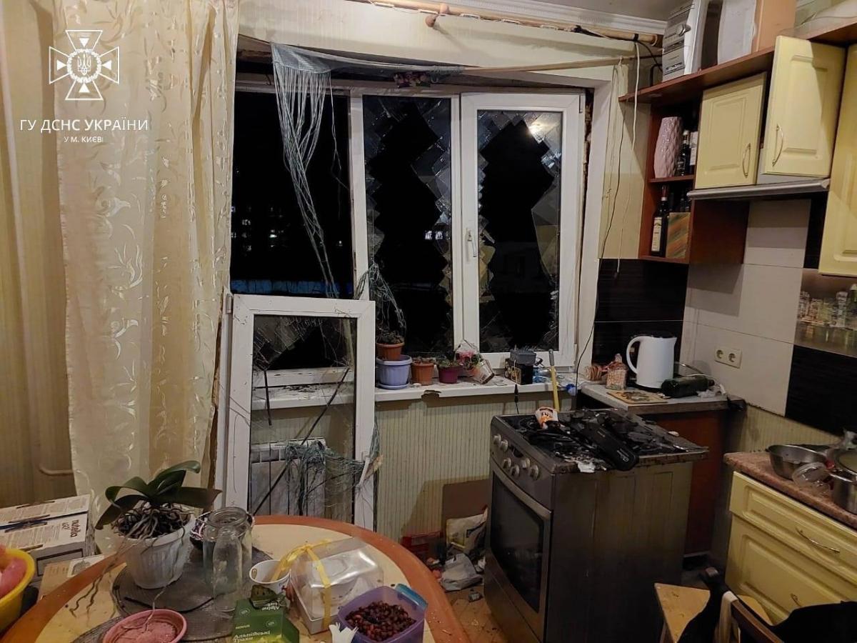 В столичной многоэтажке прогремел взрыв / фото ГСЧС Украины В столичной многоэтажке прогремел взрыв / фото ГСЧС Украины