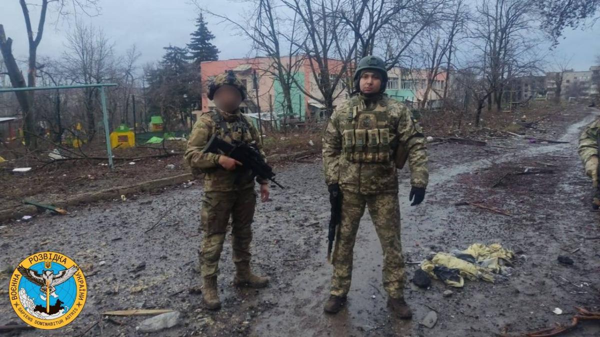 Буданов відвідав передові позиції в Бахмуті (фото)