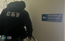 СБУ викрила митників, які блокували вивезення зерна до Євросоюзу (фото)