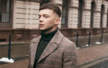 Переможець "Голосу країни" Лазановський показав своїх батьків у зворушливому різдвяному кліпі