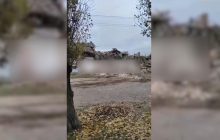 Досі розбирають завали: нове відео знищеної бази російських "мобіків" під Мелітополем