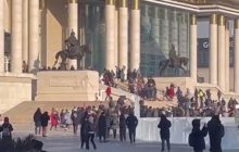 У столиці Монголії спалахнули протести, люди спробували штурмувати Палац уряду