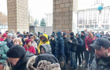 На Майдані в Києві аншлаг охочих купити нові марки від "Укрпошти" (фото)