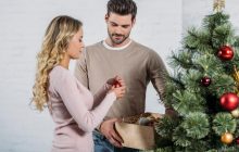 Найпростіша підставка для ялинки за 5 хвилин: як зробити з підручних матеріалів