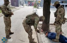 СБУ разоблачила сторонника "новороссии", который поднимал флаг РФ над мэрией Харькова (фото)