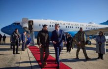 ЗМІ дізналися про заходи безпеки для Зеленського по дорозі до Вашингтона (відео)