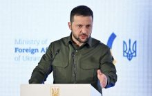 Зеленский приостановил гражданство 13 священников УПЦ МП - СМИ