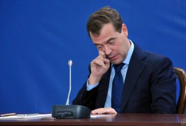 У Медведева подгорело на фоне слухов о передаче Украине истребителей
