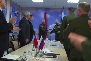 Шойгу неочікувано прибув у Білорусь: підписав зміни про військове союзництво