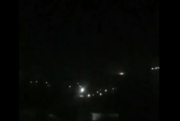 На авиабазе РФ под Рязанью взорвался бензовоз: есть погибшие и раненые (видео)