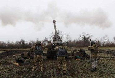 Спокою немає, кожен день і метр даються надзвичайно тяжко: Зеленський про ситуацію на передовій