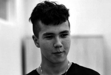 Карма догнала: под Бахмутом ликвидировали предателя из Купянска, который разбил герб Украины (видео)