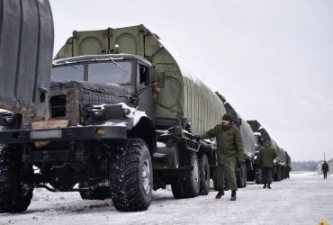 РФ перекинула до Білорусі ще близько 50 Уралів (відео)