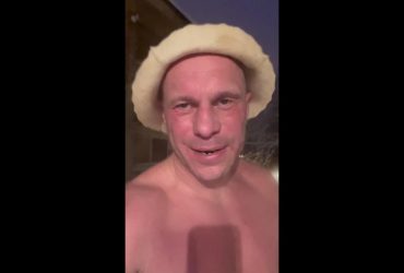 Предатель Кива появился голый и под мухой перед подписчиками в соцсетях (видео)