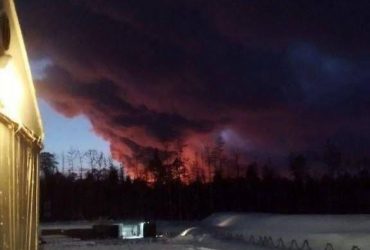 Під Іркутськом палає установка нафтогазоконденсатного родовища (відео)