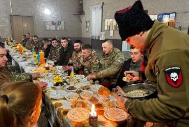Сочельник на фронте: Генштаб показал, как праздновали украинские воины (фото)
