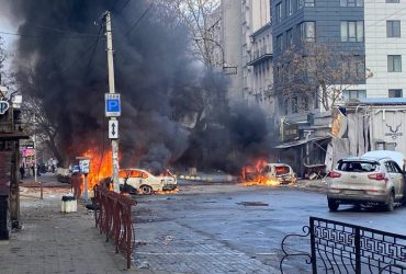 Обстрел Херсона в Сочельник: более 10 человек остались без конечностей