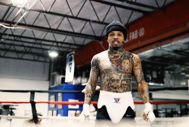 Он собирается меня убить: появились подробности задержания чемпиона мира по боксу