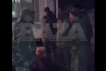 Оккупант отдубасил сбежавших с позиций бойцов: Из-за вас шесть трехсотых! (видео)