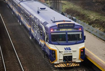 Укрзалізниця презентувала свій перший модернізований електропоїзд (фото)