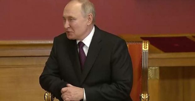 Путин стукнул по столу