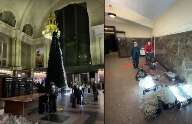 У Києві на вокзалі знайшли незвичайний спосіб запалити ялинку (відео)