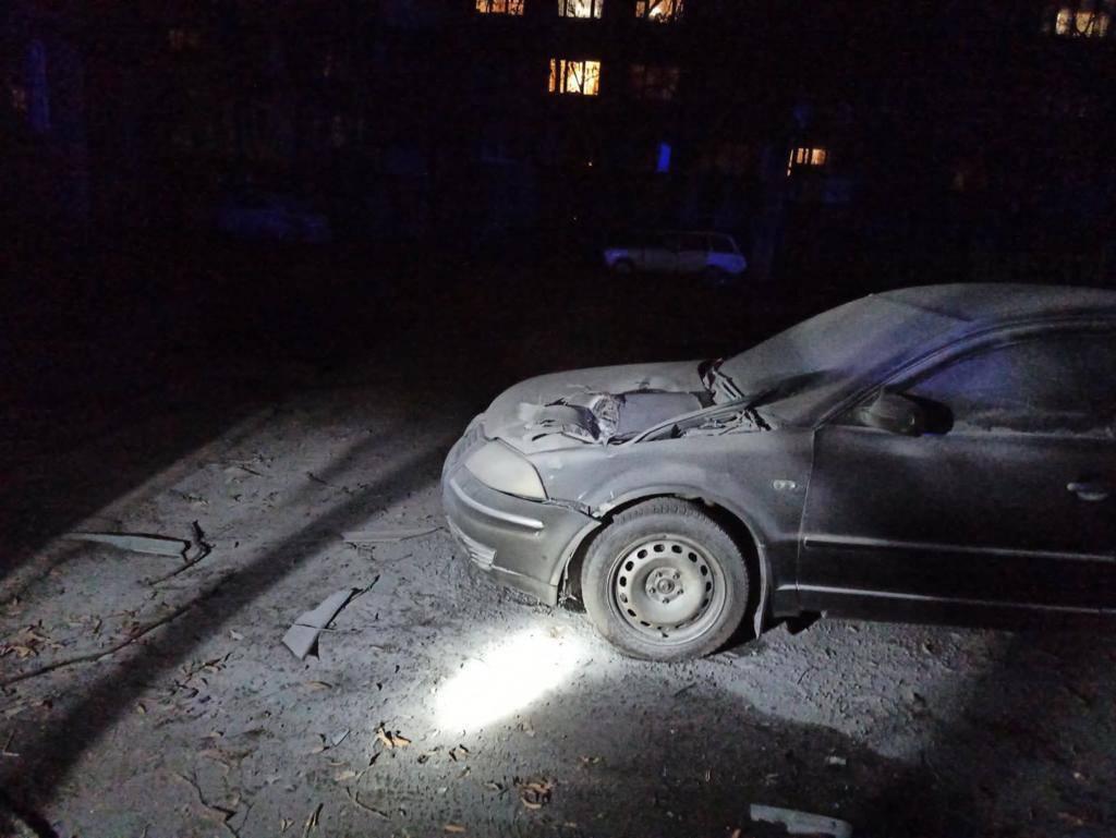 У Києві уламками ракети пошкодило автомобіль / фото Віталій Кличко У Києві уламками ракети пошкодило автомобіль / фото Віталій Кличко