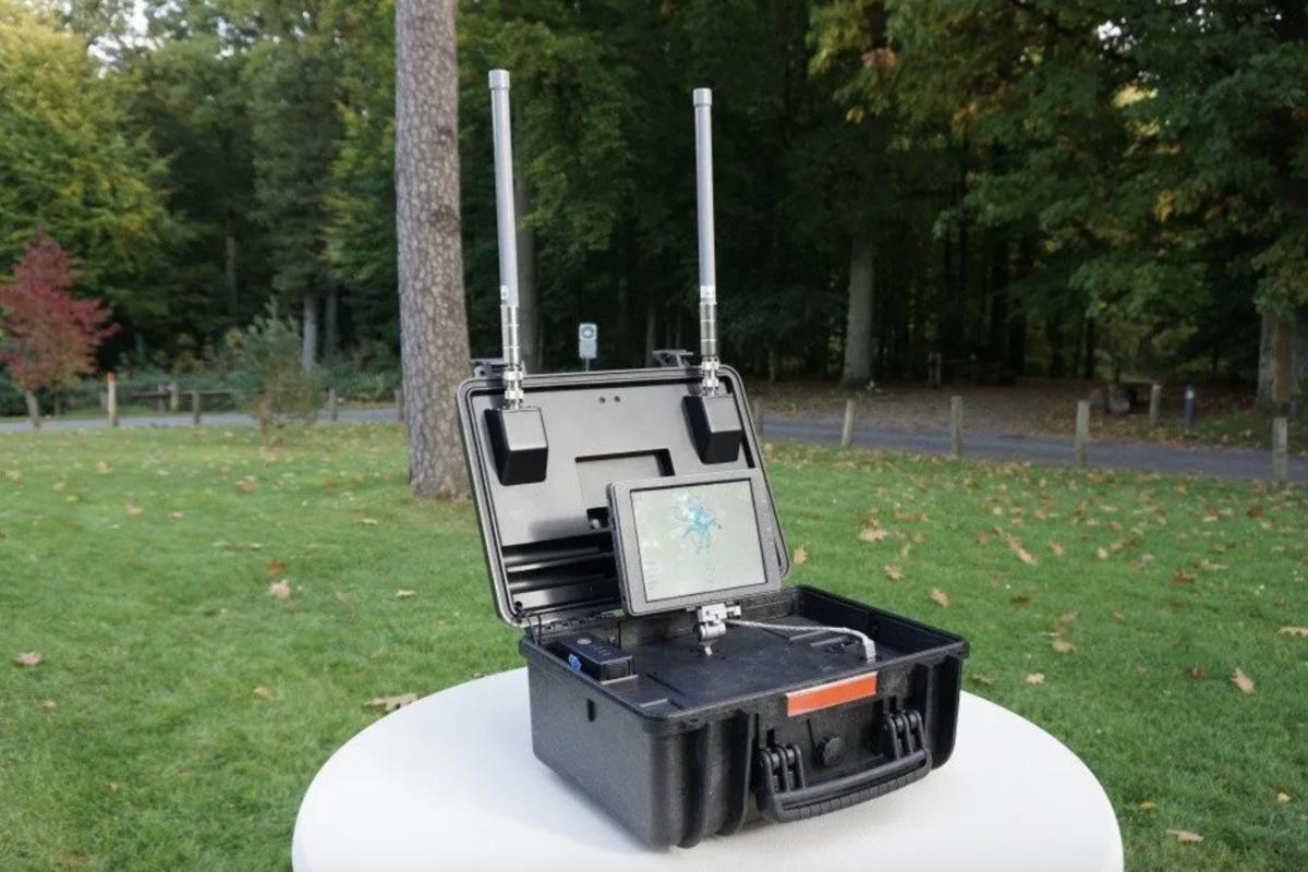 Китайський комплекс AeroScope для протидії БПЛА ЗСУ / фото dronelife.com Китайський комплекс AeroScope для протидії БПЛА ЗСУ / фото dronelife.com