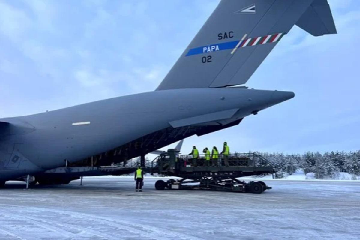 Норвезька сторона передала Україні тисячі снарядів / фото Forsvaret Норвезька сторона передала Україні тисячі снарядів / фото Forsvaret