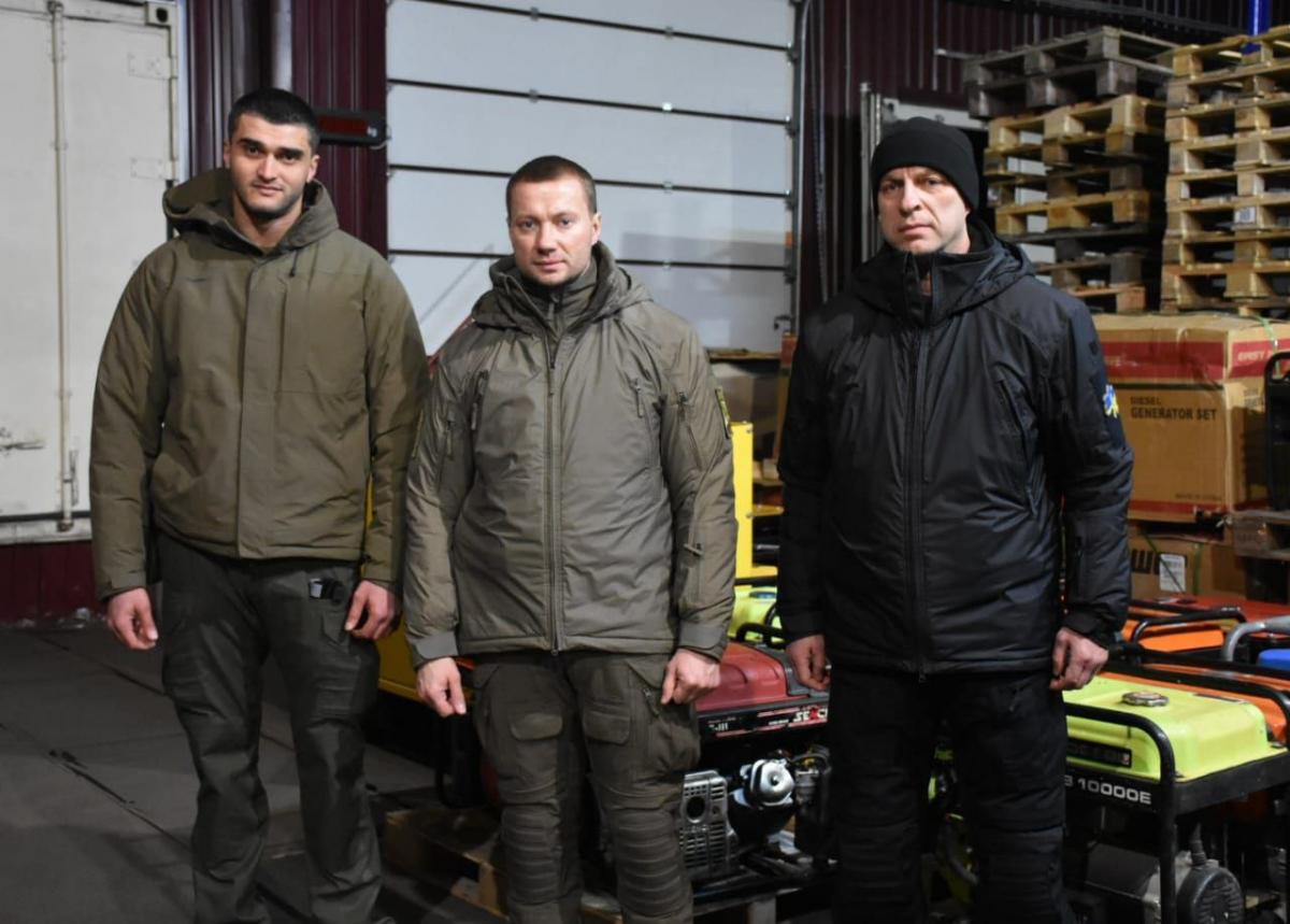 Меценат и благотворитель из Краматорска передал гумпомощь для Донецкой области на 24 миллиона гривень Меценат и благотворитель из Краматорска передал гумпомощь для Донецкой области на 24 миллиона гривень