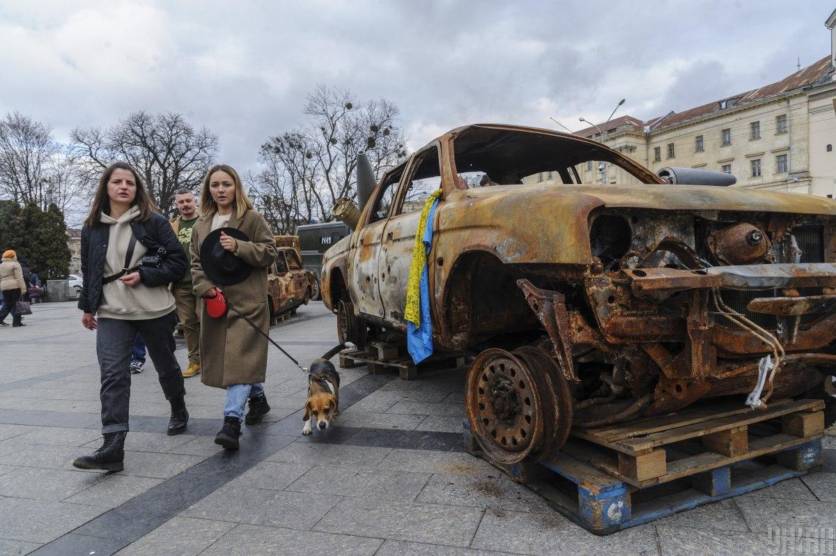 Психотерапевт говорит, что сейчас у украинцев продолжается стадия адаптации к войне / фото УНИАН, Николай Тис
