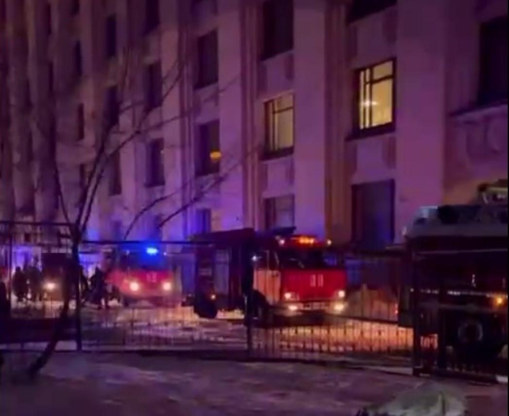 У Москві загорілася одна з будівель МЗС РФ / скріншот У Москві загорілася одна з будівель МЗС РФ / скріншот
