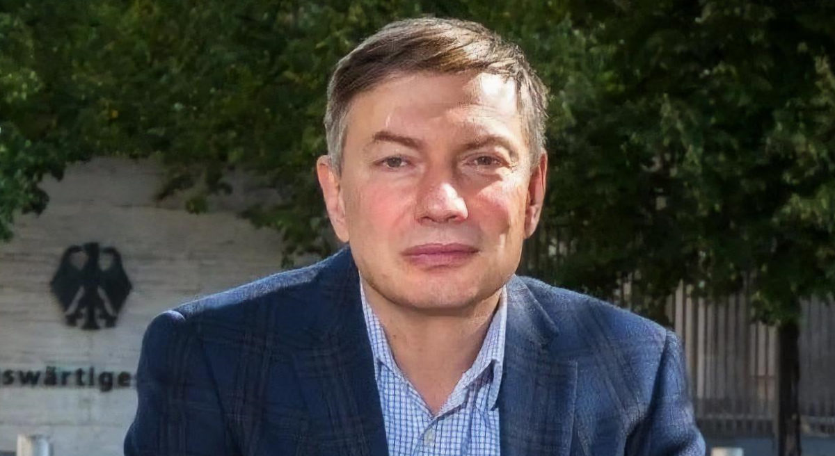 Ігор Ейдман в інтерв'ю УНІАН розповів, як і навіщо Ердоган намагається врятувати свого колегу у клубі диктаторів Путіна / фото Facebook Ігоря Ейдмана Ігор Ейдман в інтерв'ю УНІАН розповів, як і навіщо Ердоган намагається врятувати свого колегу у клубі диктаторів Путіна / фото Facebook Ігоря Ейдмана