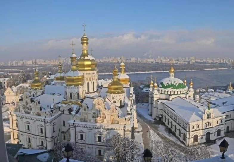 Также прекратили доступ к ряду храмов / фото Facebook Евстратий Заря