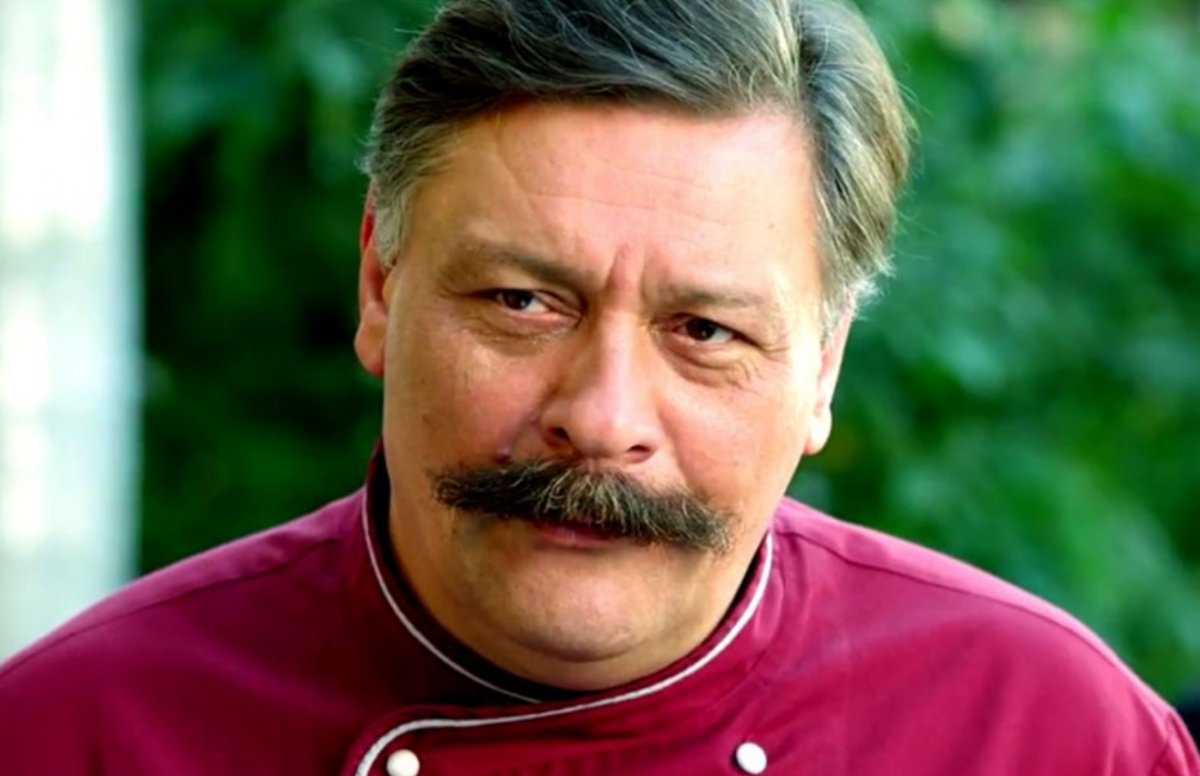 Дмитрий Назаров из сериала "Кухня" поддержал Украину / скриншот