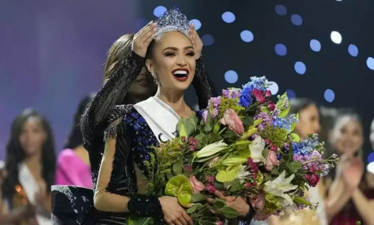 Переможниця Міс Всесвіту у 2022 році / скріншот Переможниця Міс Всесвіту у 2022 році / скріншот